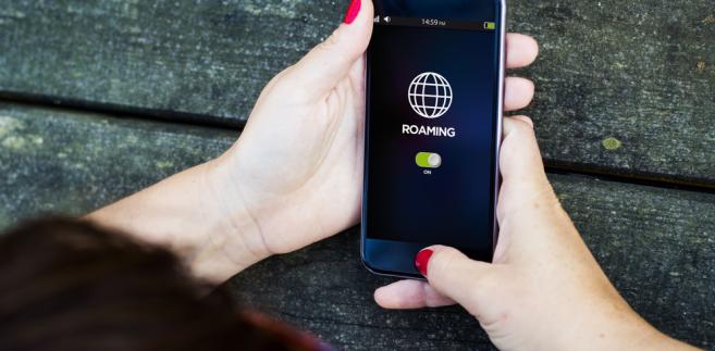 Play, Plus i T-Mobile wprowadziły do swoich ofert roczne limity rozmów