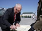 Szczerski: Timmermans nie daje przykładu odpowiedzialności