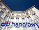 Bank Handlowy chce zwolnić niemal 800 pracowników. Liczy na 100 mln zł oszczędności